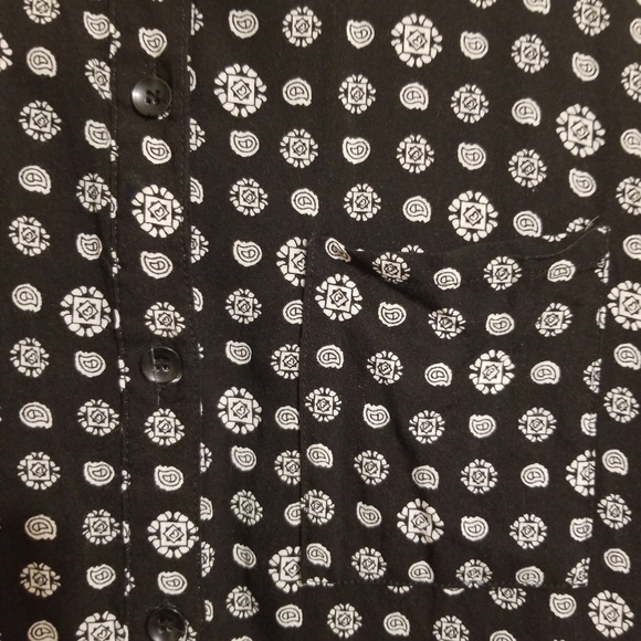 Urban Outfitters Medallion Print Button Down Shirt - Picture 3 of 5